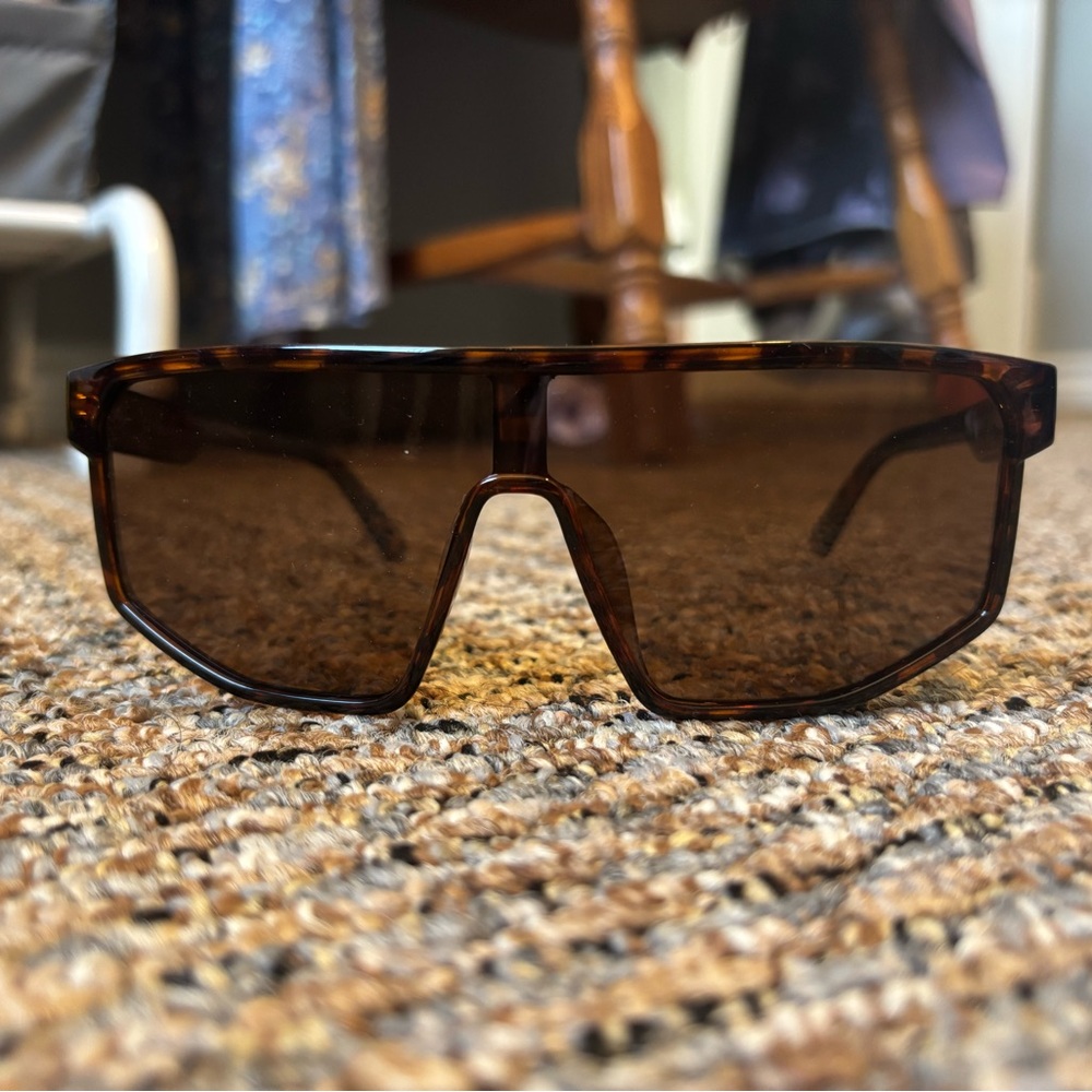 509 Tortoise Shell Sunglasses